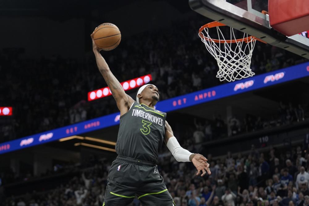 徐杰在替补 徐杰在替补